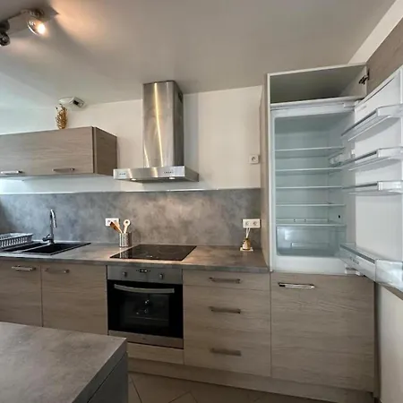 Appartamento Le Logis Du Chevalier Saint-jean *